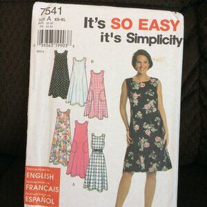 7541 It's so easy Simplicity Dress Pattern Size A XS-XL NWOT